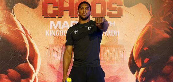 Промоутер: Джошуа хочет боя с победителем реванша Фьюри-Усик